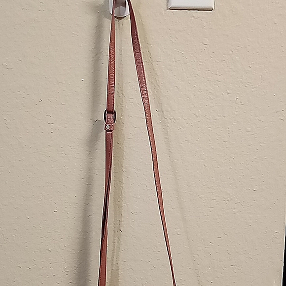 Giani Bernini Genuine Pebbled Pink Leather Triple Zip Crossbody Bag - Picture 10 of 12